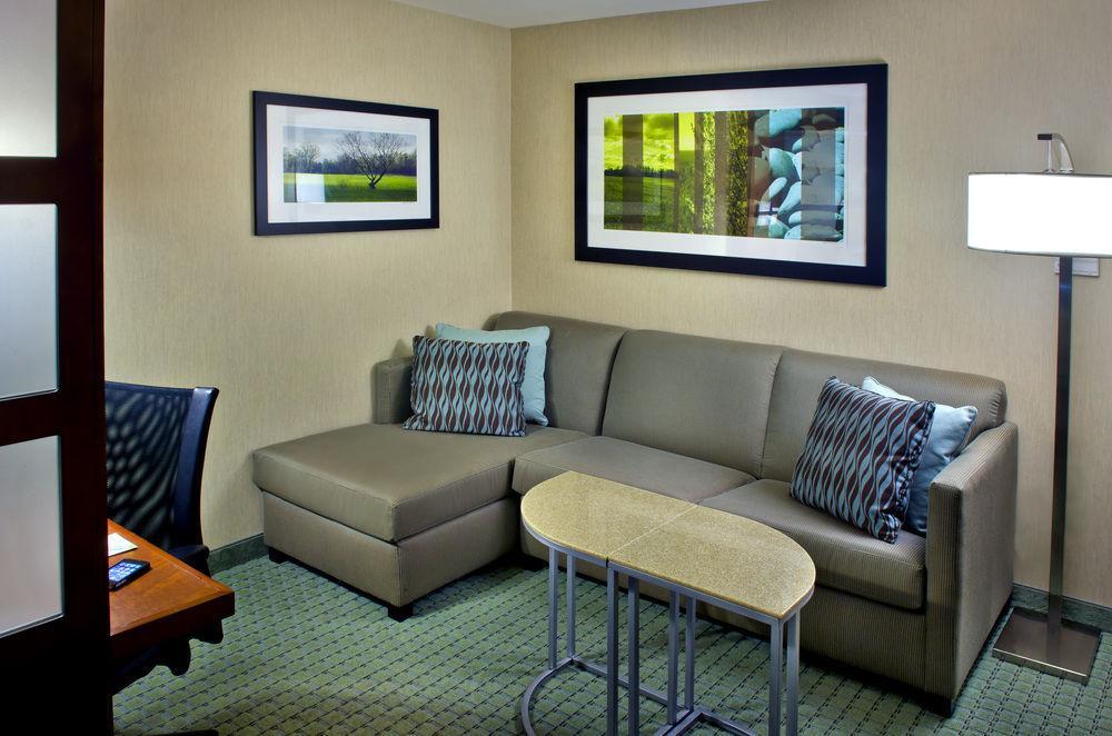 Springhill Suites Long Island Brookhaven Bellport Eksteriør billede